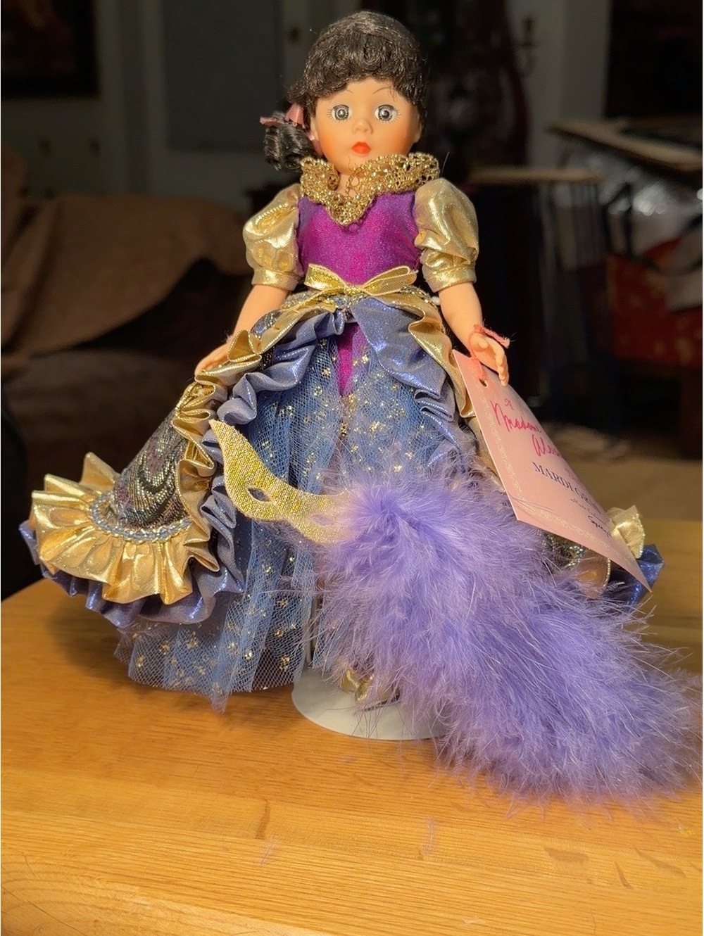 1992 Madame Alexander Cissette Mardi Gras Spiegel Exclusive 10” Doll